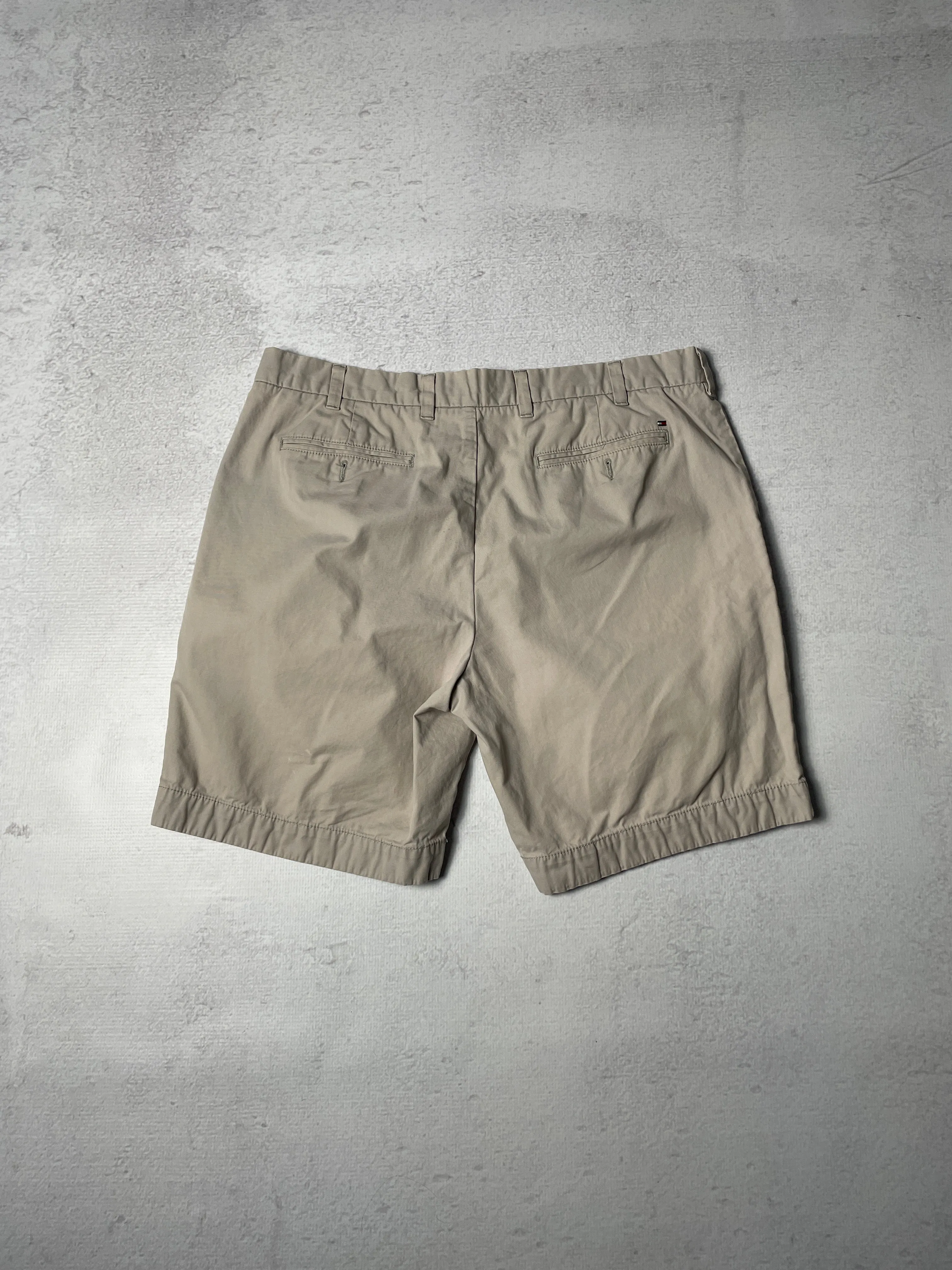 Vintage Tommy Hilfiger Chino Shorts - Men's 38